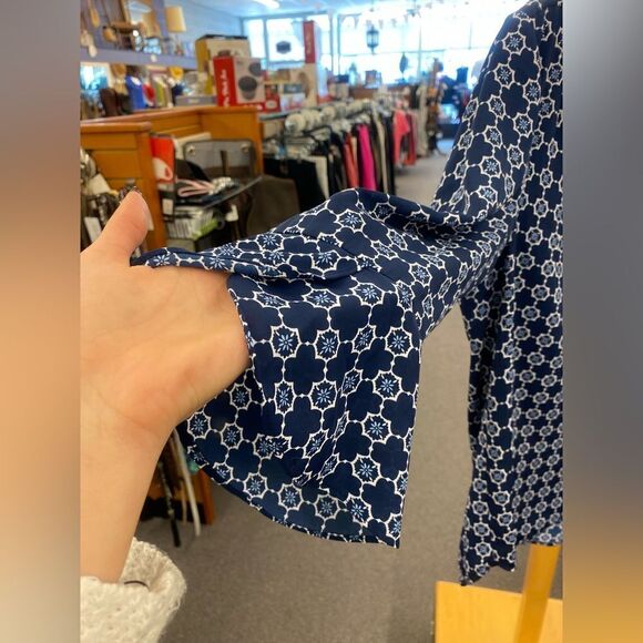 41 hawthorn ladies Lg Blue Printed Blouse - Picture 1 of 4